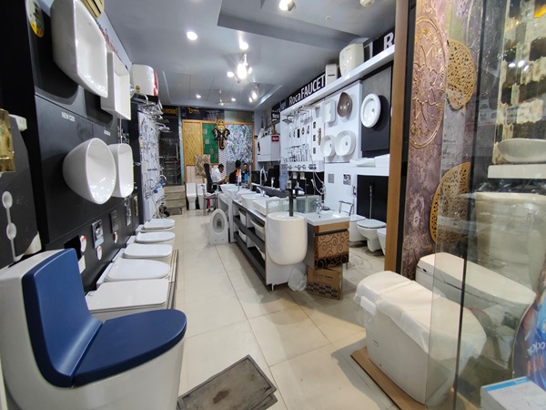 Variety Bath, New Delhi - Spenza Ceramics Dealers