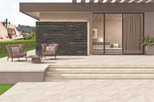 ROMAN TRAVENTINO NERO